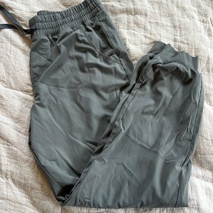 Medium Figs Lined Joggers